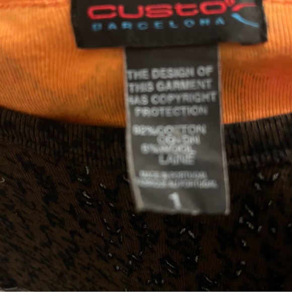 Most desirable designer top unisex, beautiful design, multi functional. - Picture 6 of 6